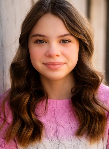 Scarlett Fernandez