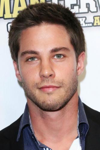 Dean Geyer 98827