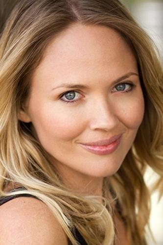 Lara Cox 99770