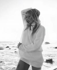 Alyvia Alyn Lind 1252