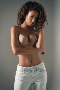 Elarica Johnson 1000