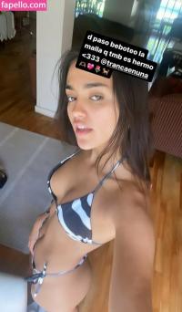 Maia Reficco 1076