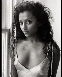 Simone Ashley 1004