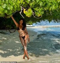 Simone Ashley 1024