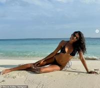 Simone Ashley 1027