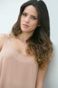 Adria Arjona 1006