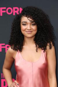 Aisha Dee 1077