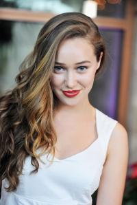 Alycia Debnam-Carey 1003
