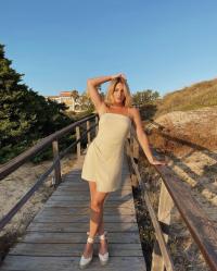 Andrea Duro 1252
