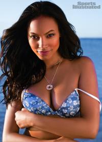 Ariel Meredith 1021