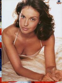 Ashley Judd 1033