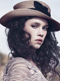 Astrid Berges-Frisbey 1091