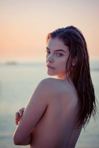 Barbara Palvin 1711