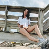 Cortney Palm 1028