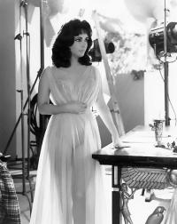 Elizabeth Taylor 1055
