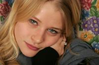 Emilie de Ravin 1108