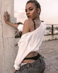 Ester Exposito 1042
