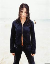 Evangeline Lilly 1822