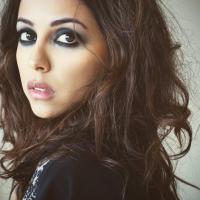 Gia Sandhu 1070