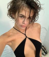 Kaia Gerber 1012