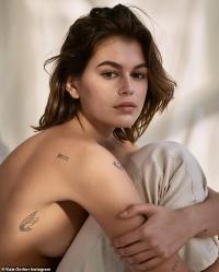 Kaia Gerber 1063