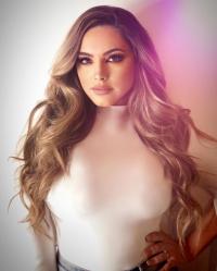 Kelly Brook 1422