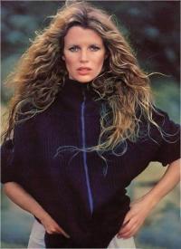 Kim Basinger 1032