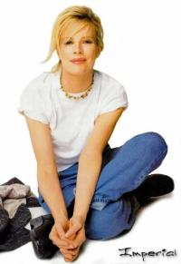Kim Basinger 1037