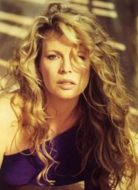 Kim Basinger 1112