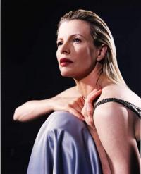 Kim Basinger 1203