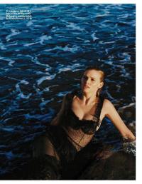 Lara Stone 1519