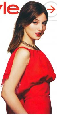 María Valverde 1003