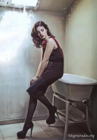 María Valverde 1096