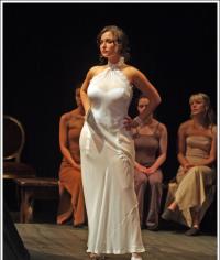 Milana Vayntrub 1098