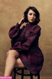 Milana Vayntrub 1115