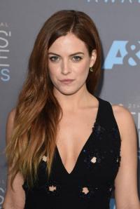 Riley Keough 1042