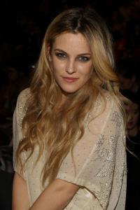 Riley Keough 1064