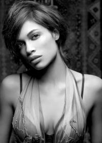 Rosario Dawson 1099