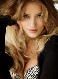 Rosie Huntington-Whiteley 1021