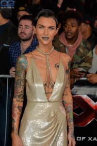 Ruby Rose 1105