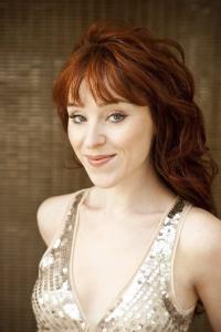 Ruth Connell 1000