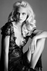 Sasha Luss 1293