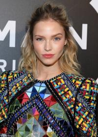 Sasha Luss 1335
