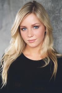 Tara Holt 1004