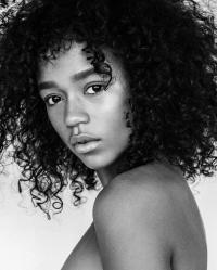 Taylor Russell 1095