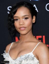 Taylor Russell 1098