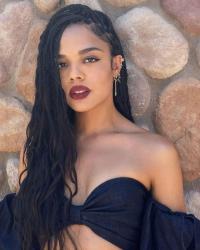 Tessa Thompson 1099