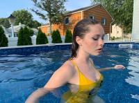 Zoe Colletti 1055