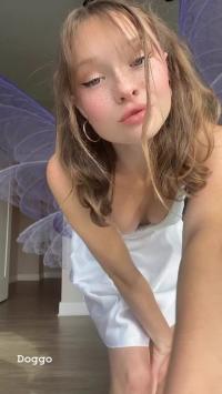 Zoe Colletti 1099