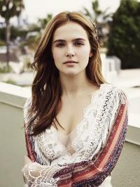 Zoey Deutch 1246